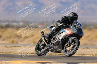 media/Dec-17-2023-CVMA (Sun) [[bf0c04832d]]/Race 3 Supersport Middleweight/